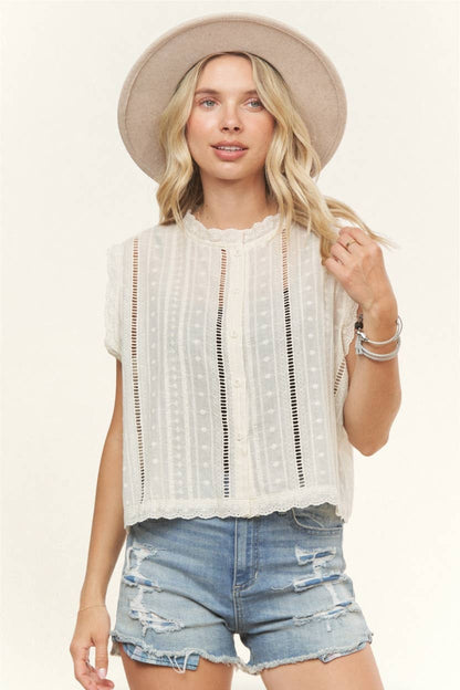 SLEEVLESS BUTTON DOWN TOP