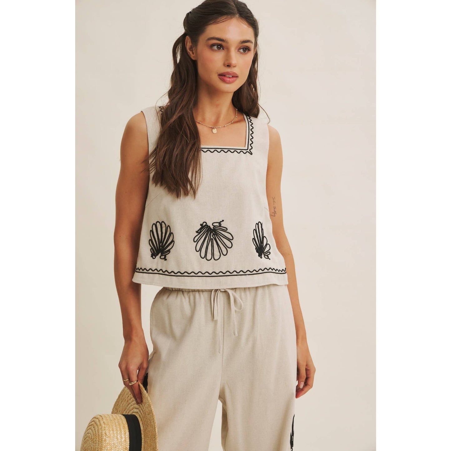QUIET LUXURY COASTAL SEASHELL EMBROIDERED WIDE-LEG PANTS