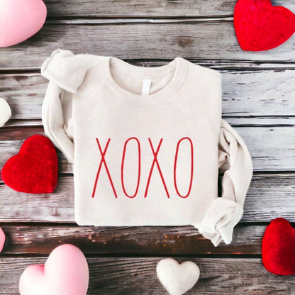 Xoxo Mineral Washed Graphic Valentine Sweatshirt