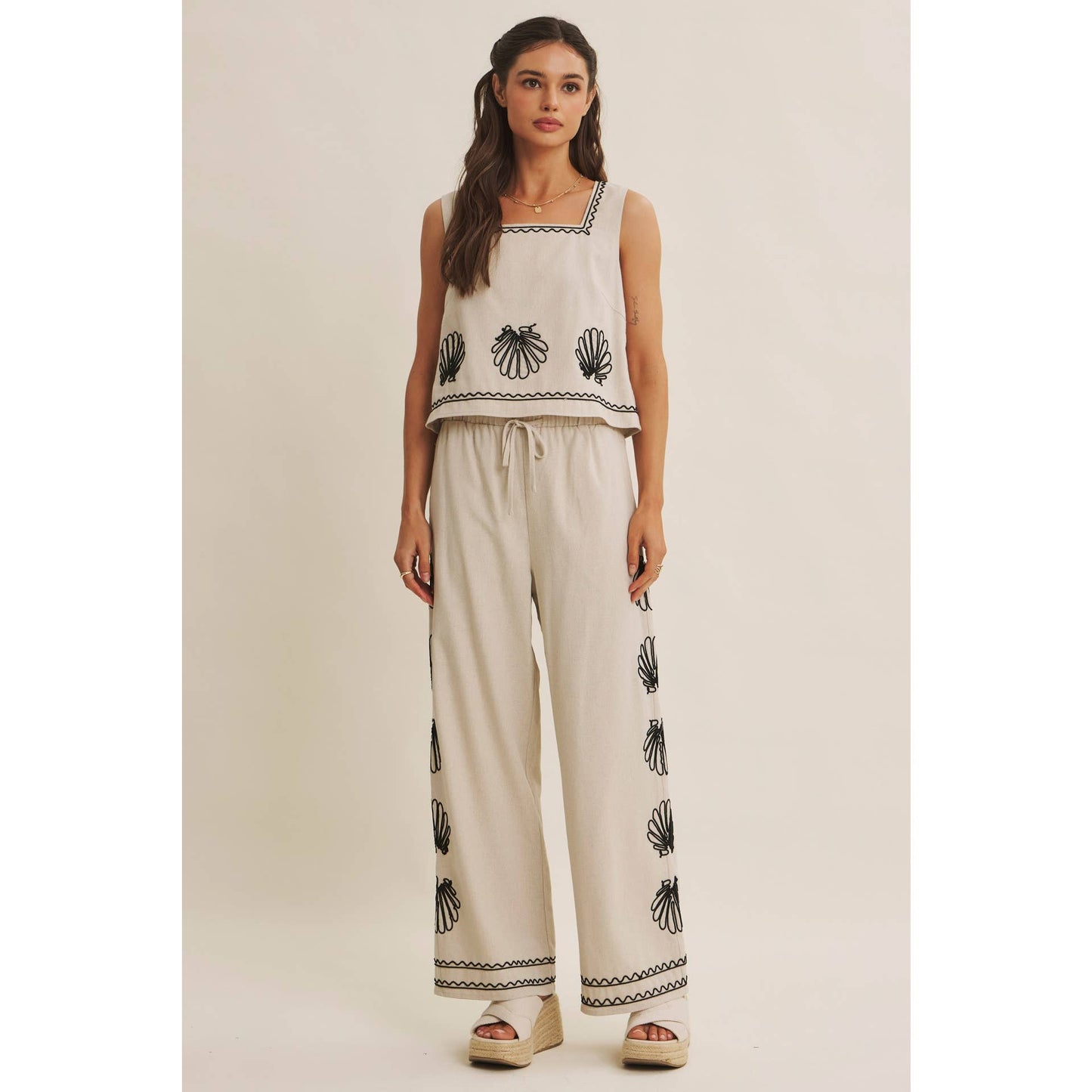 QUIET LUXURY COASTAL SEASHELL EMBROIDERED WIDE-LEG PANTS