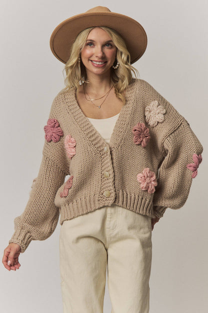 CHUNKY FLORAL CHIC KNIT CARDIGAN