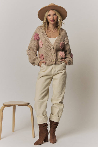 CHUNKY FLORAL CHIC KNIT CARDIGAN