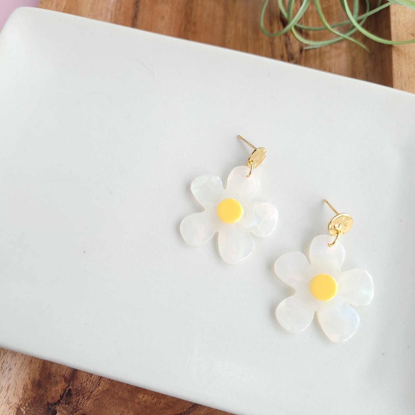 Daisy Earrings